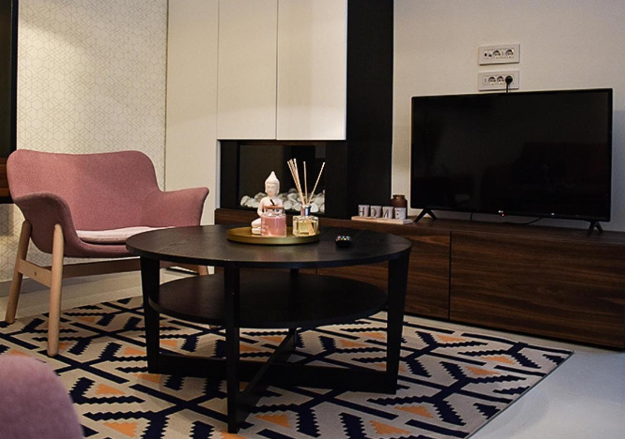 Apartmani Novi Sad Mg44 Екстериор снимка