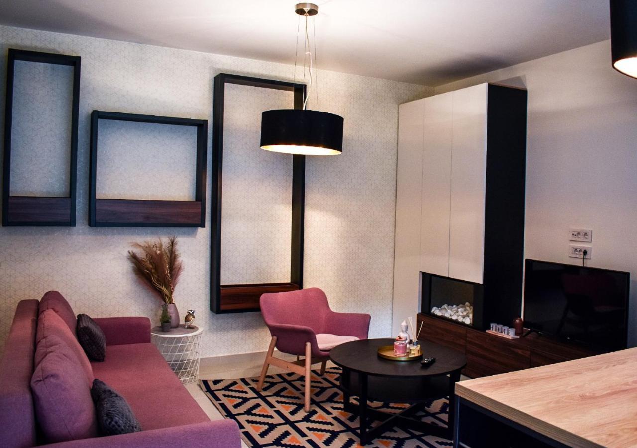 Apartmani Novi Sad Mg44 Екстериор снимка